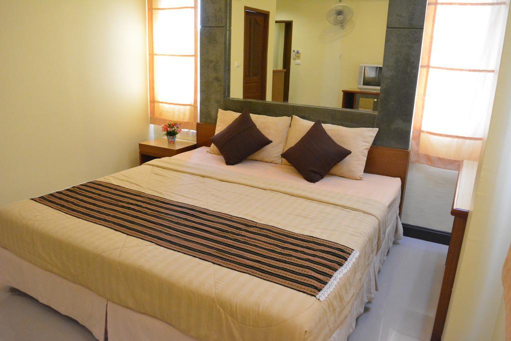 Pornthep Hotel 2 Ban Khlong Haeng Esterno foto