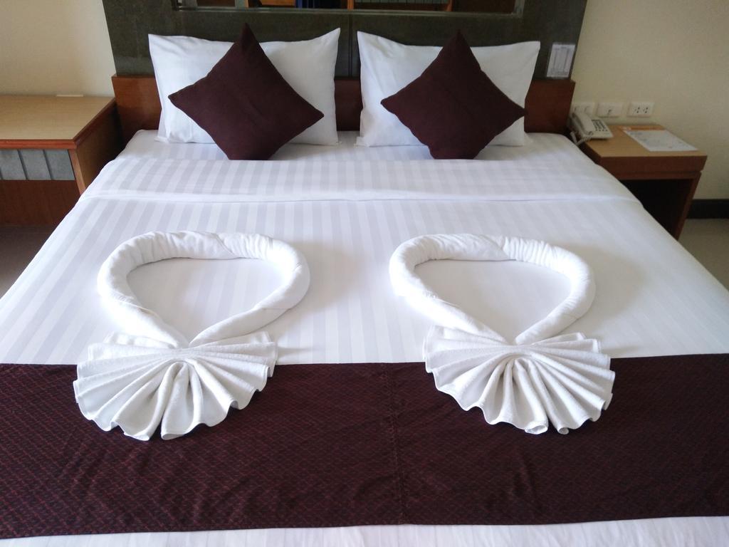 Pornthep Hotel 2 Ban Khlong Haeng Esterno foto